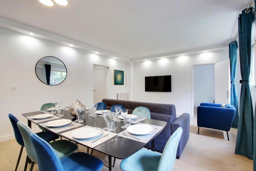 Trocadero/ Eiffel Tower - 3 Bedrooms- All New! París Exterior foto