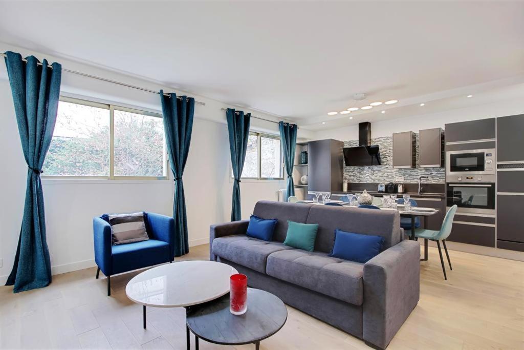 Trocadero/ Eiffel Tower - 3 Bedrooms- All New! París Exterior foto